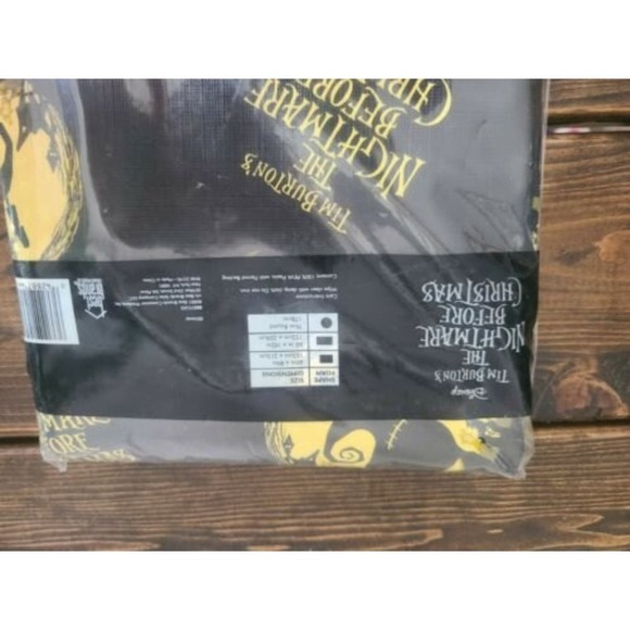 Vinyl Tablecloth The Nightmare Before Christmas 70” Round Jack Skellington New - Picture 4 of 4